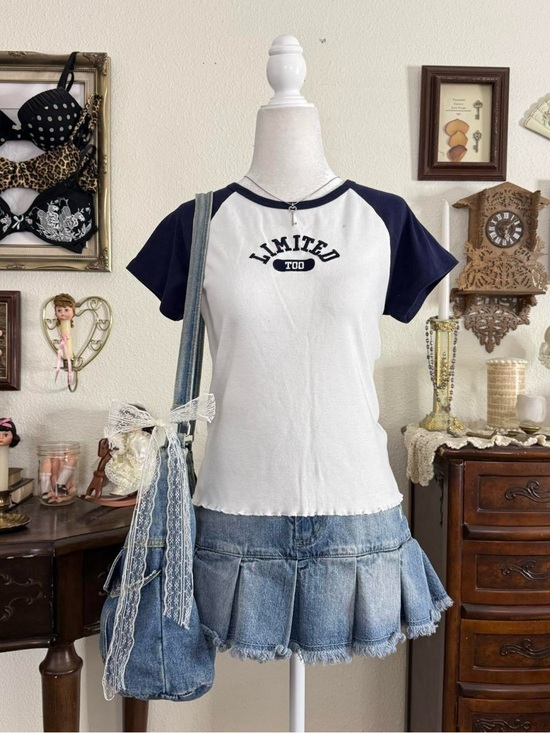 Limited Too Tops - Y2k girly grunge Limited Too navy & white ringer style baby tee
